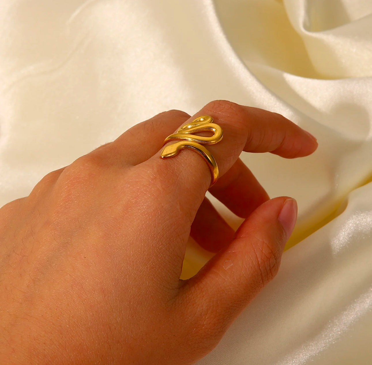 Snake Design Open Ring